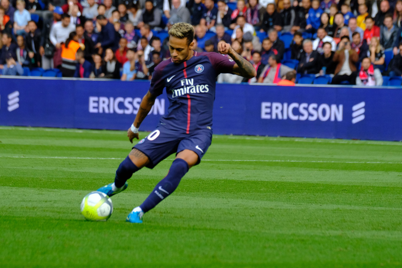 赛后小店的 赛后小店的