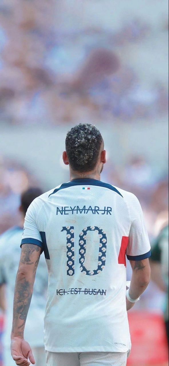 离听到万人 离听到万人